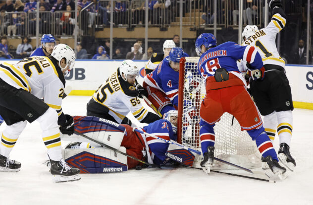 Jonathan Quick shows he’s still got it with big night in Rangers’ skid-busting win