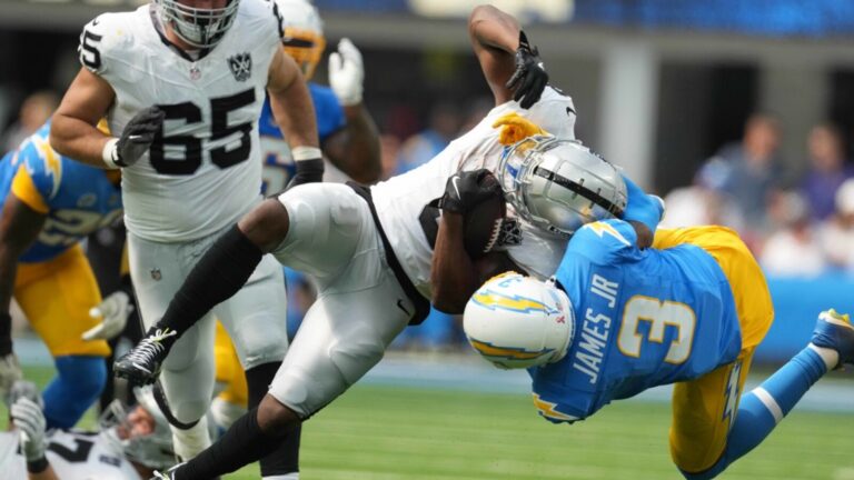 Las Vegas Raiders vs. Los Angeles Chargers Week 18 broadcast map: Will you be able to watch on TV?