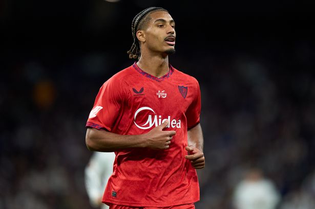 Liverpool transfer news as Sevilla defender 'wanted' and Real finds Alexander-Arnold ‘alternative’