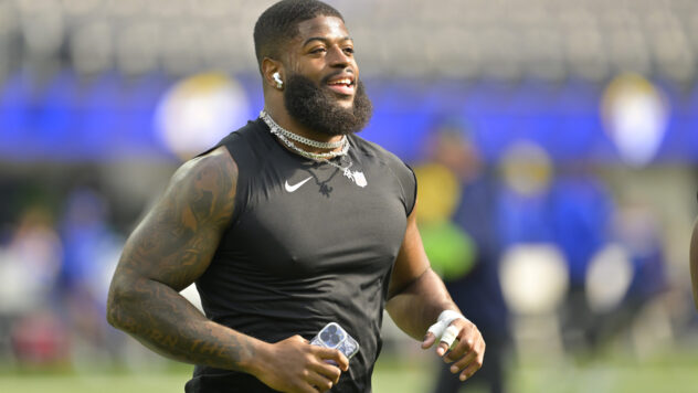 Los Angeles Rams Linebacker Jared Verse Wins Prestigious Award