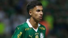 Man City close to deal for teenage defender Reis