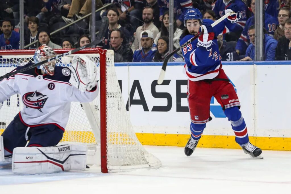 Mika Zibanejad ‘energy’ display impresses Rangers’ Peter Laviolette