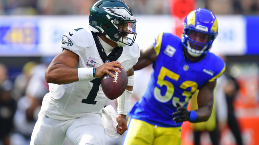 NFL expert weighs in on how Matthew Stafford and Rams can beat Eagles in the playoffs