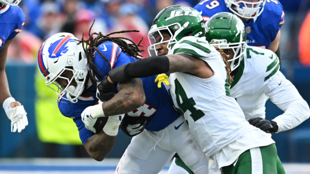 NFL insider hints at 49ers making free agent move that would see them reunite Robert Saleh with a key piece of his Jets defense