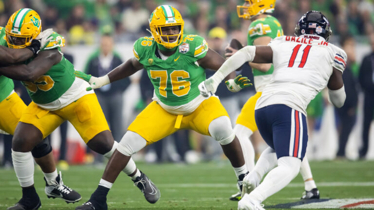 NFL Insider’s First Mock Draft Tips Off Los Angeles Rams Free Agency Plan