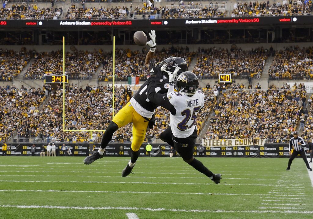 NFL Wild Card predictions: Picks against the spread for both Saturday games