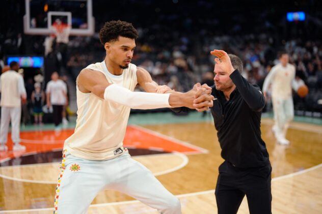 Open Thread: Watching Wemby warm up from his point-of-view