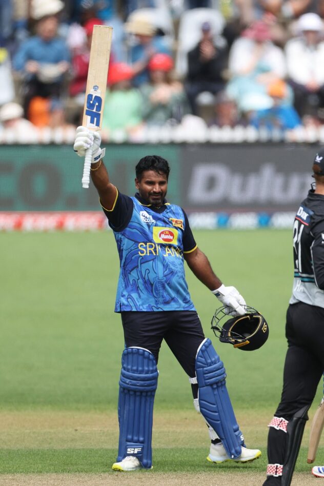 Perera ton gives Sri Lanka their first T20I win in New Zealand since 2006