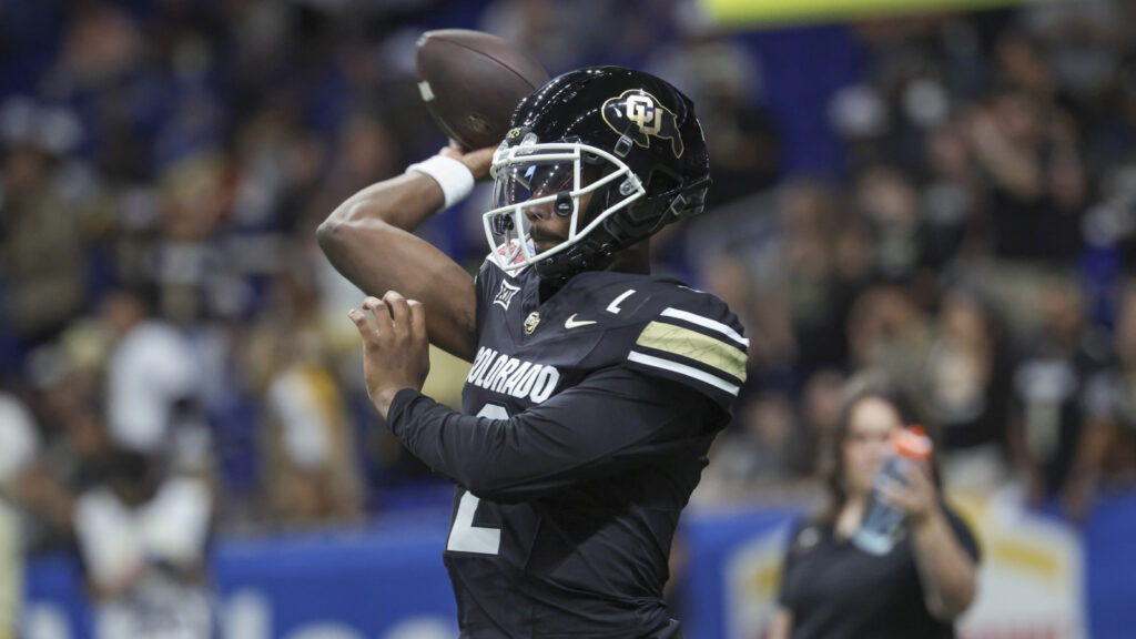 Raiders make earth-shattering trade for number one pick in mock draft