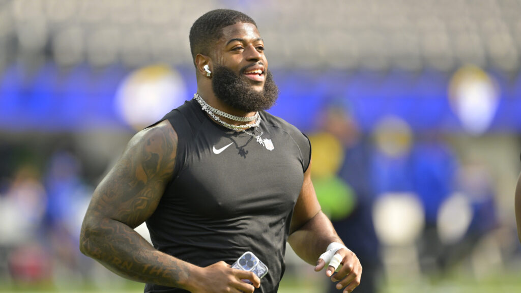 Rams' Jared Verse makes feelings on Eagles fans clear ahead of playoff game