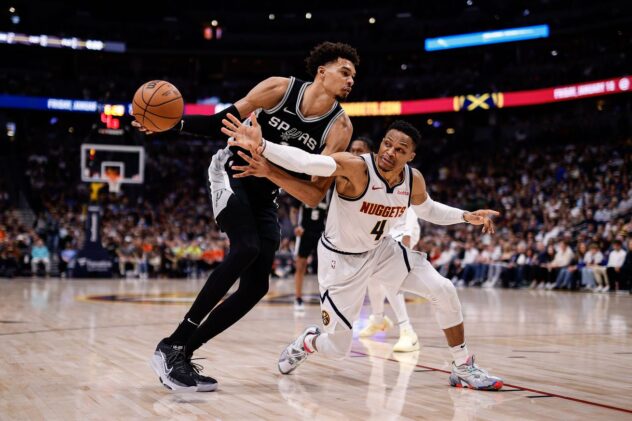 San Antonio vs. Denver, Final Score: Spurs snatch thriller with Vassell’s steal and dunk, 113-110