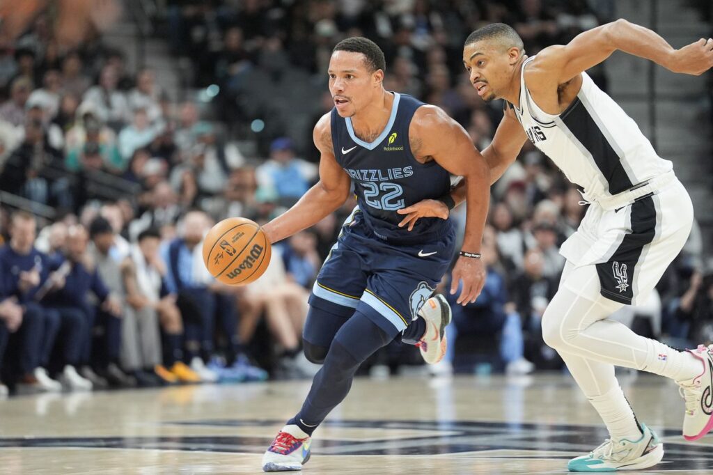 Spurs get gashed in second straight blowout loss to the Grizzlies