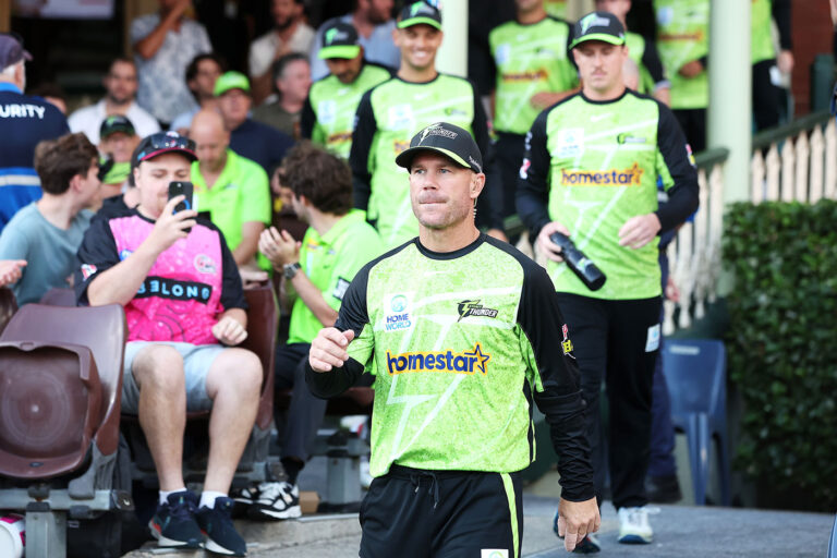 Warner 'still the best by a country mile' as he leads Thunder to BBL final