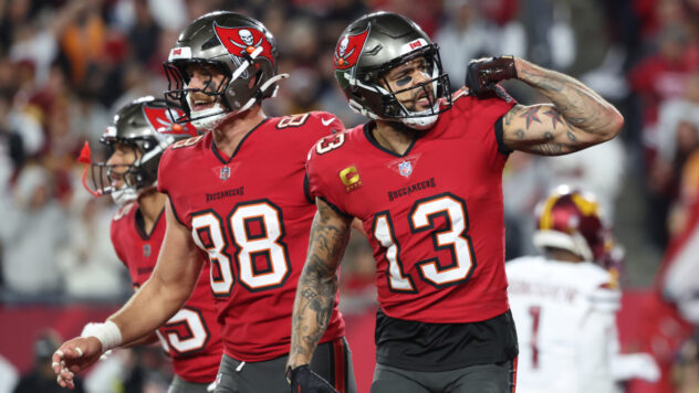 Wild Card Snap Count Analysis: Bucs vs. Commanders