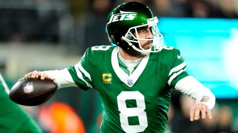 Aaron Rodgers could be backup plan for recent Super Bowl champion?