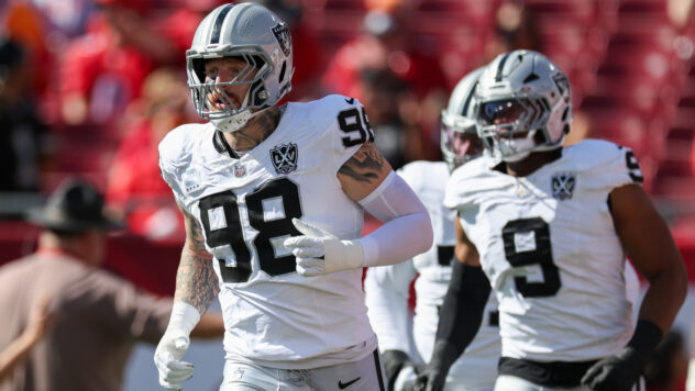 AFC Notes: Maxx Crosby, Mike Borgonzi, Bills, Raiders, Titans