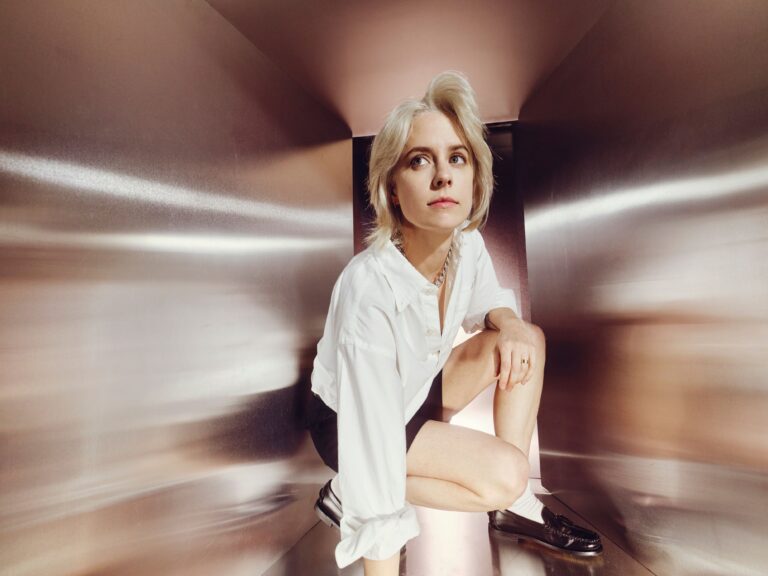 Avalon Emerson Launches Singles Series With New Song “Don’t Be Seen With Me”: Listen