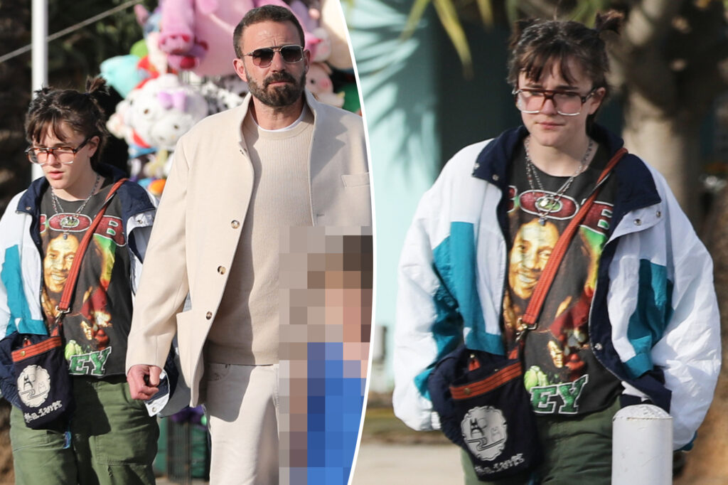 Ben and Seraphina Affleck enjoy a family fun day at the aquarium