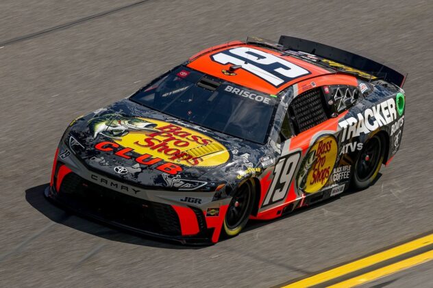 Briscoe clinches history-making Daytona 500 pole for Toyota; Truex, Johnson locked in