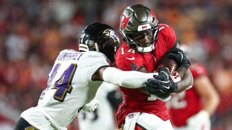 Buccaneers & WR Chris Godwin Agree To Move Contract Void Date