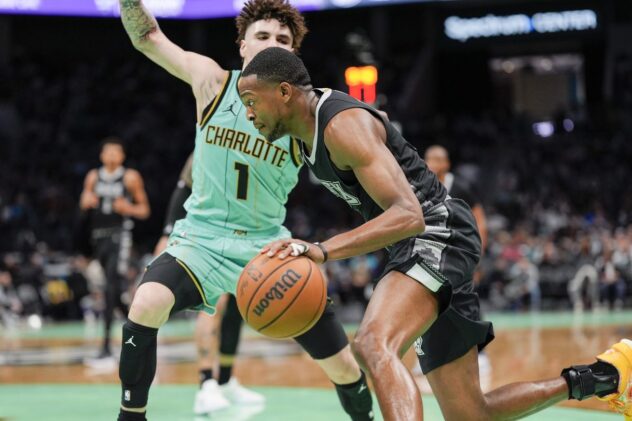 De’Aaron Fox’s clutch brilliance almost saves Spurs from deserved loss to the Hornets