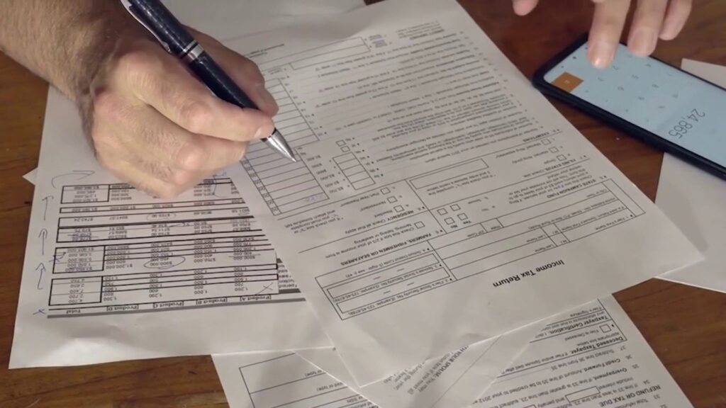 Do you earn 65K or less? Here’s how to get your taxes done for free