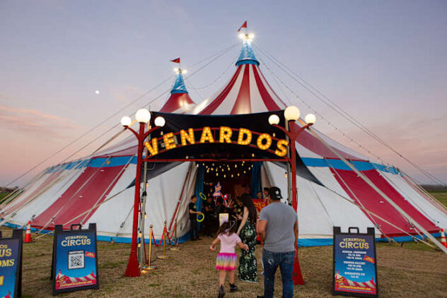 🎪 Things to do in San Antonio this weekend: Vinyl Record Show, Venardos Circus, world’s largest bounce house