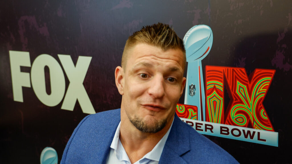 Former Buccaneers TE Rob Gronkowski Squashes Report He’s Returning To The NFL