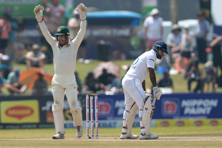 Golden-arm Head and Lyon strike as Sri Lanka collapse