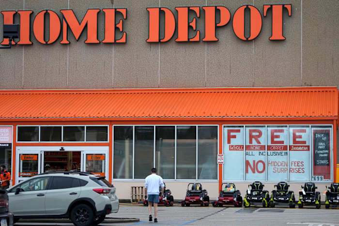 Home Depot breaks same-store sales slump in fourth quarter with customer demand improving