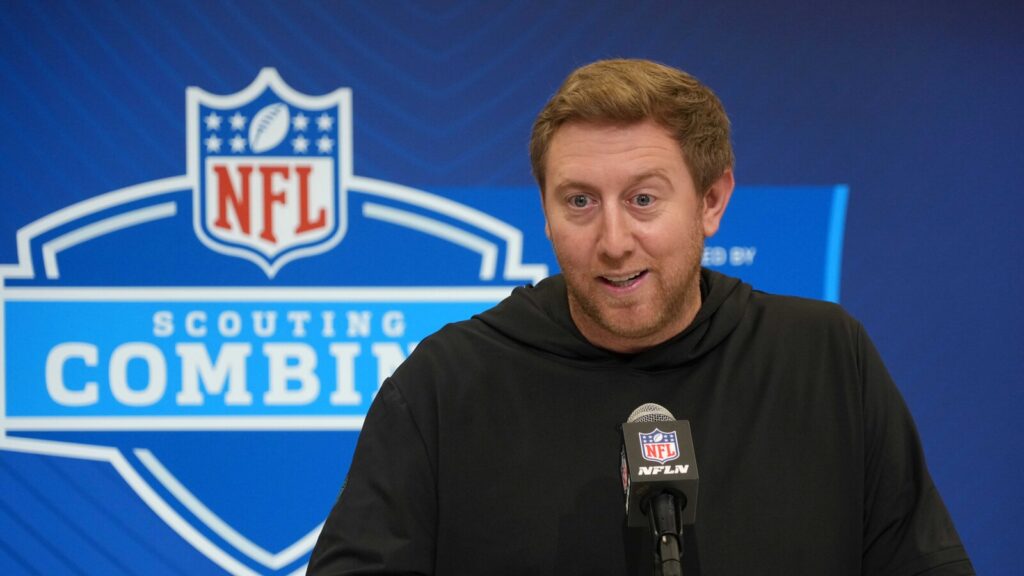 Jacksonville Jaguars head coach Liam Coen finally addresses awkward moment during introductory press conference