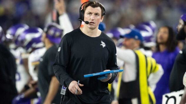 Jaguars hire Grant Udinski, 29, as offensive coordinator