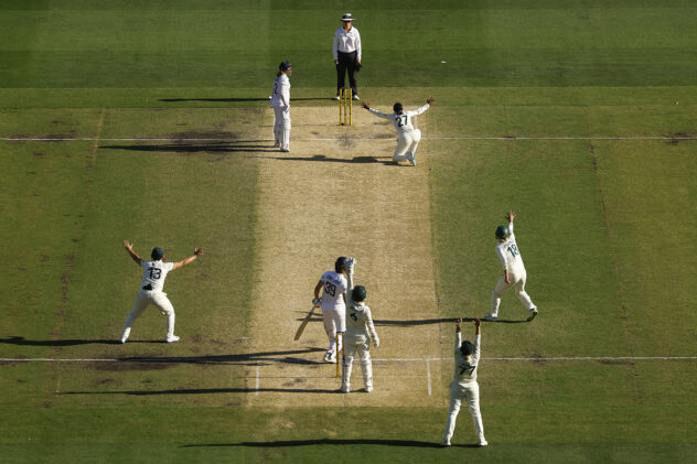King's Ball of the Century sets up Australia's 16-0 Ashes whitewash