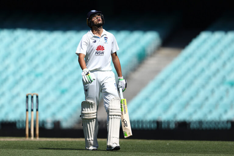 Konstas calms himself but can't cash in as New South Wales take control