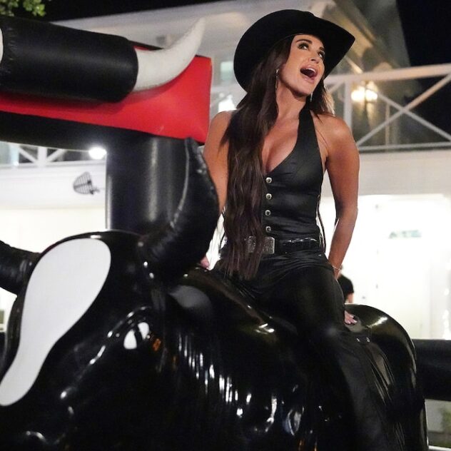 Kyle Richards’ Go-To Aspen Accessory Is Surprisingly Affordable
