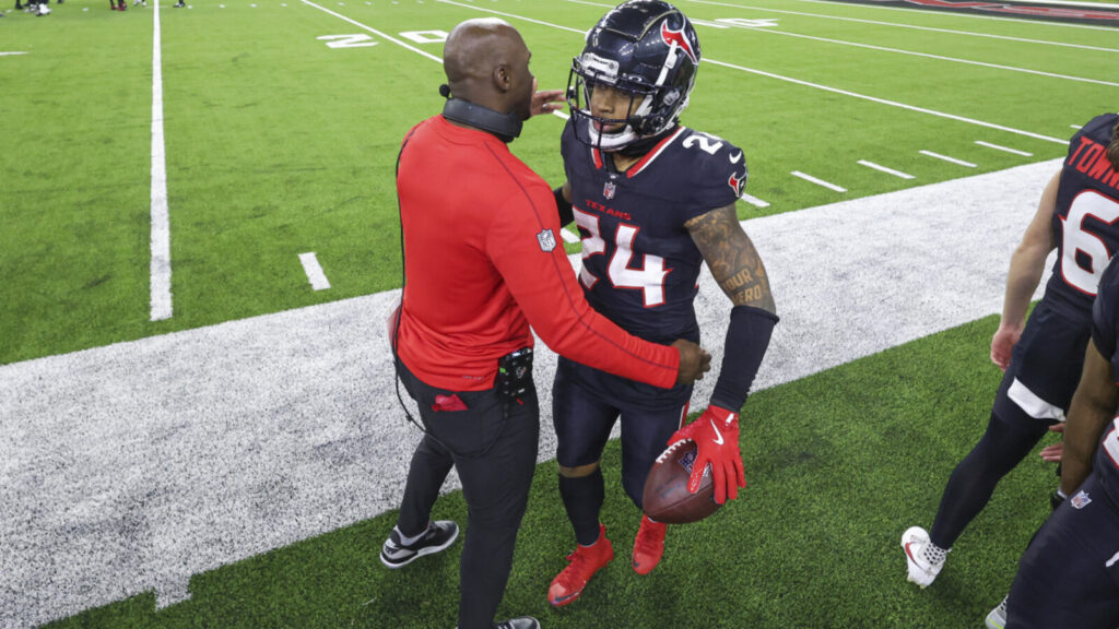 Latest contract projection has the Texans breaking the bank to take care of the team's biggest offseason priority