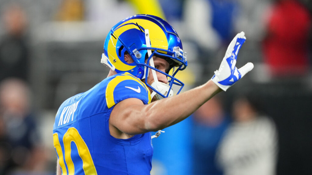 Los Angeles Chargers Trade for All-Pro Receiver in Blockbuster Idea