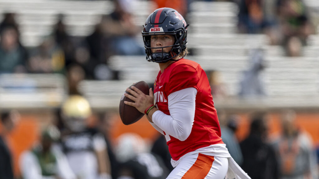 Los Angeles Rams Take Surprising QB In 1st Round In NFL Expert’s Mock Draft