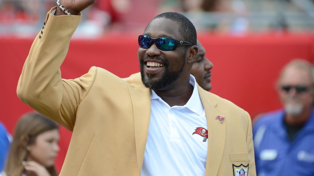 NFL HOF Spotlight: Warren Sapp