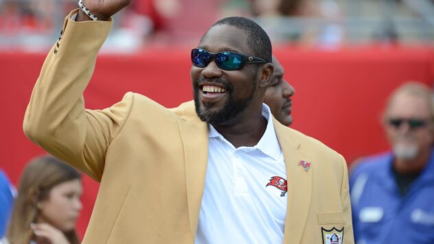 NFL HOF Spotlight: Warren Sapp