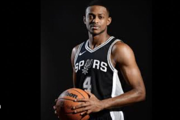 Open Thread: De’Aaron Fox will wear #4 for the Spurs