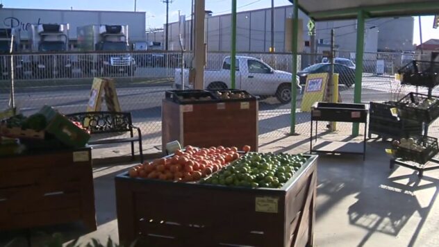 President Trump’s tariffs on Canada, Mexico and China take effect Saturday. Here’s what that means.