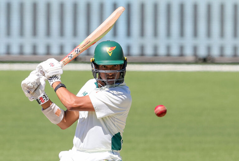 Radhakrishnan digs in to give Tasmania hope in big chase