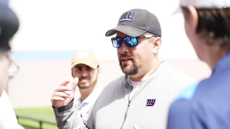 Rams add longtime defensive assistant to coaching staff