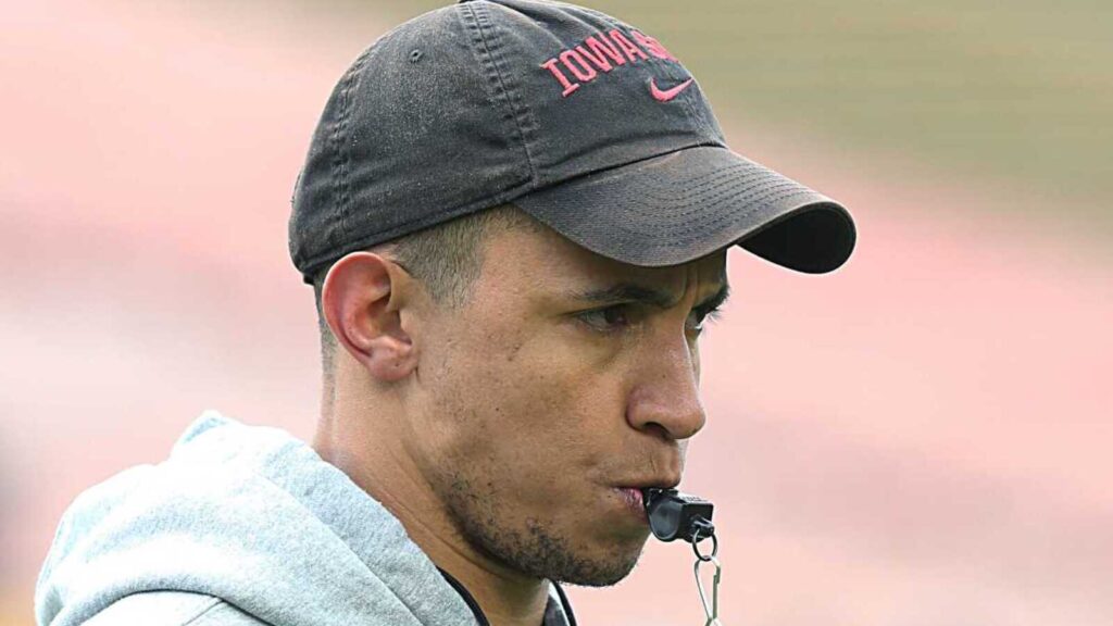 Rams coach Sean McVay reportedly set to lose one of his top offensive assistants as 2025 opponent continues to build its staff