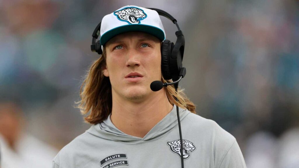 Steelers Allegedly Used In Manipulative Move By 'Lower-Level Jaguars Employee' To Spark Trevor Lawrence Trade Buzz