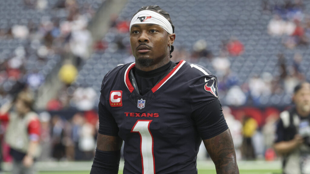Texans open to re-signing Stefon Diggs