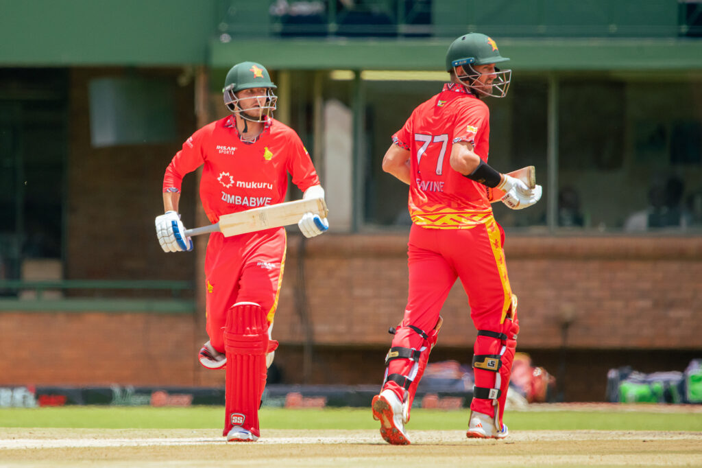 Unchanged Ireland field in a bid to level series