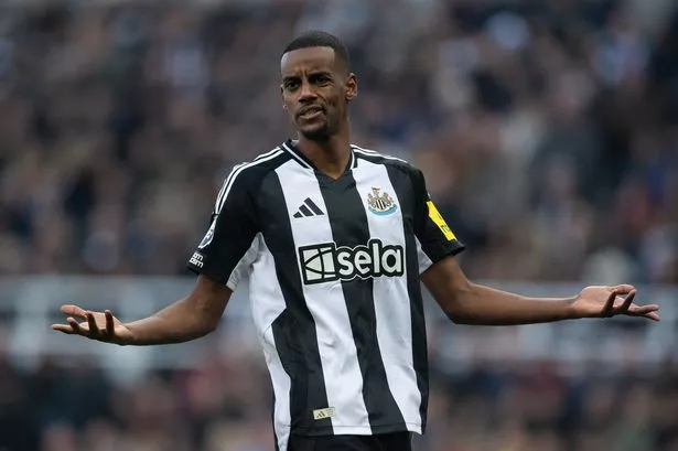 When does the 2025 summer transfer window open as Chelsea gain Arsenal and Tottenham advantage