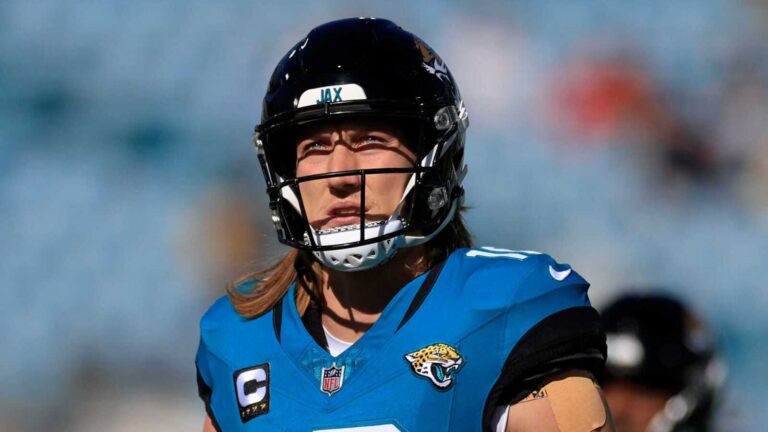 AFC Notes: Trevor Lawrence, Joe Mixon, Jaguars, Texans, Titans